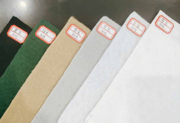 嘉海供應(yīng)蘇州滌綸土工布白色無紡布建筑工地用100g蓋土布路面養(yǎng)護工程布